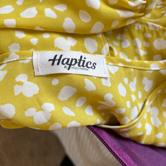 Yellow blouse top, short sleeved - Picture 3 of 4